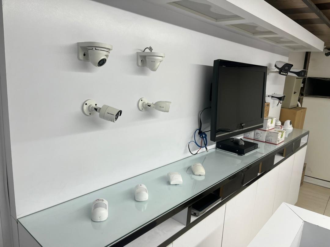 عکس دوربین مدار بسته ایمن هوشمند