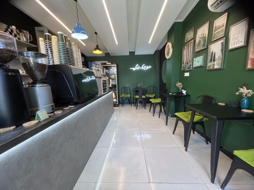 عکس کافه اِژا