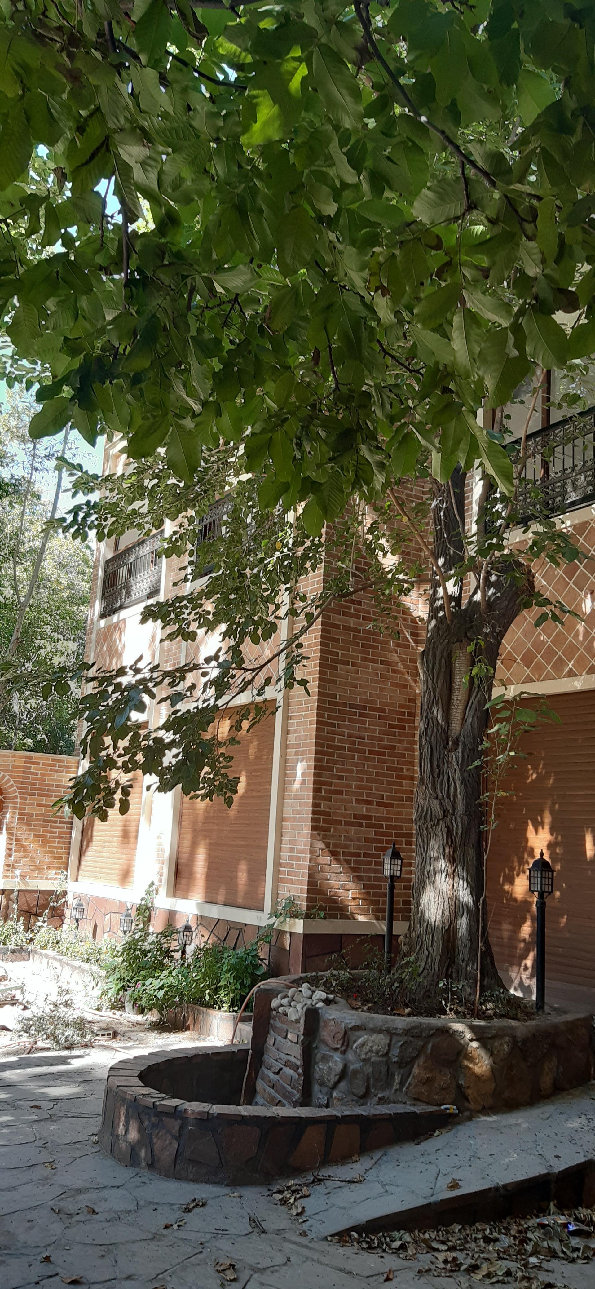 عکس سرای هفت چشمه