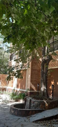 عکس سرای هفت چشمه