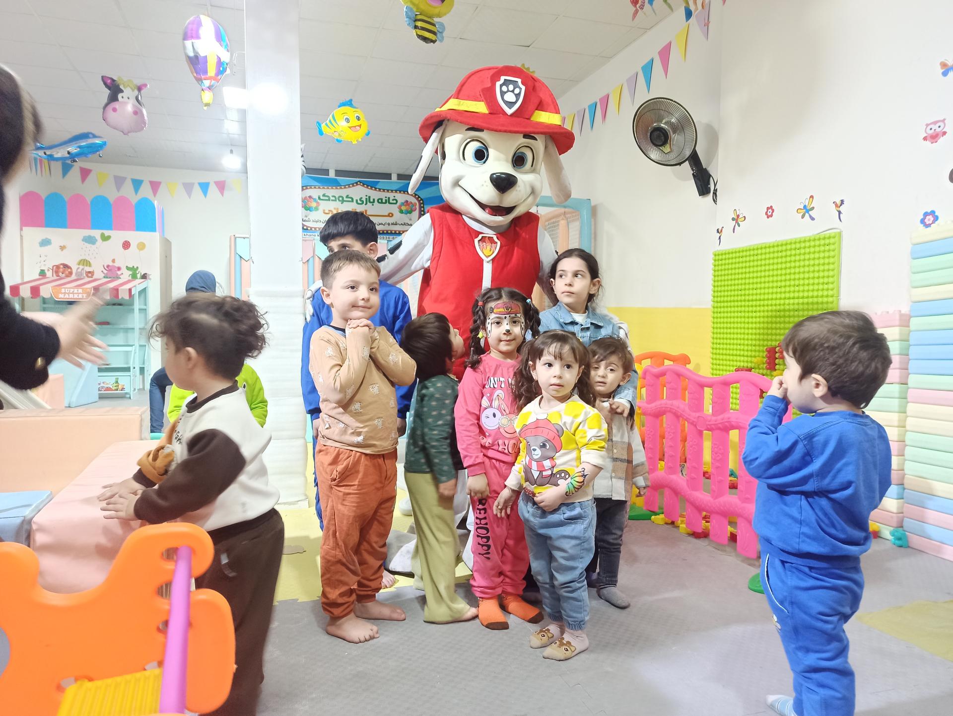 عکس خانه بازی ماه تی تی