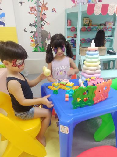 عکس خانه بازی ماه تی تی