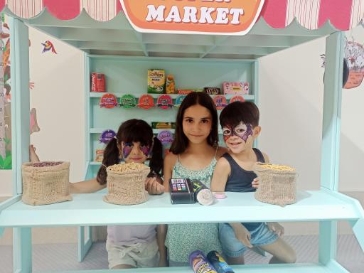 عکس خانه بازی ماه تی تی