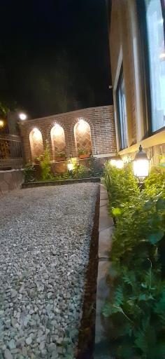 عکس سرای هفت چشمه