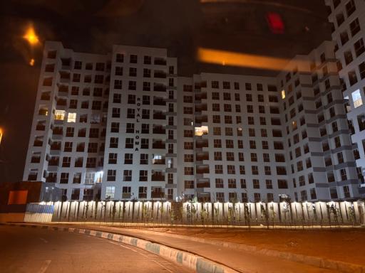 عکس دفتر فروش پروژه رویال همیلا 