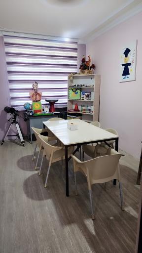 عکس دبستان طلایه داران امید 