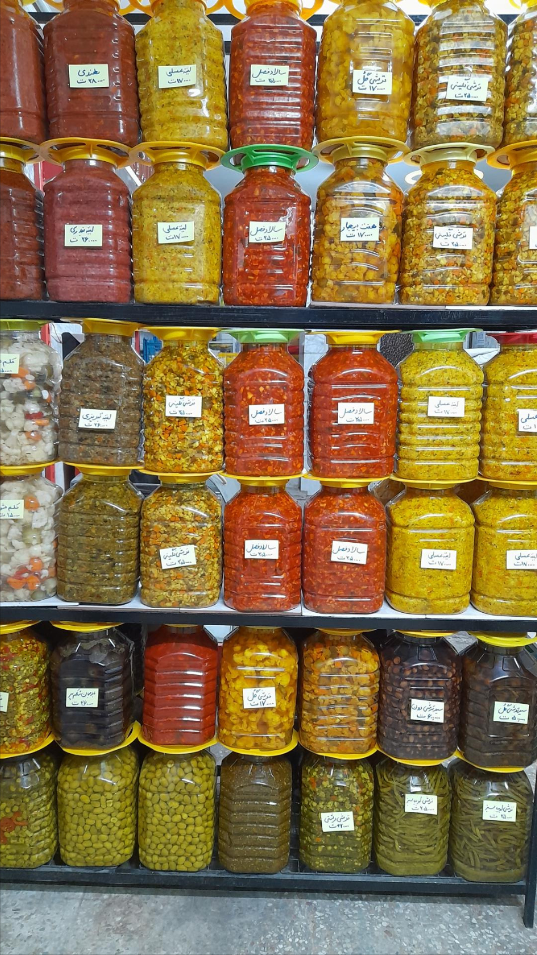 عکس محصولات طبیعی و خانگی بهکام 