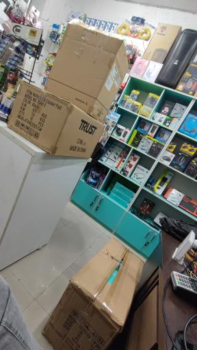 عکس خدمات و لوازم جانبی موبایل و کامپیوتر میتوتک