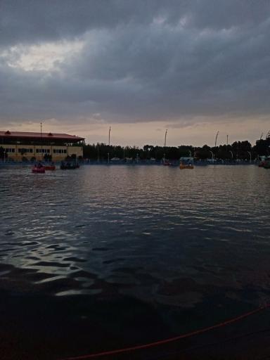 دریاچه بوستان جنگلی غدیر