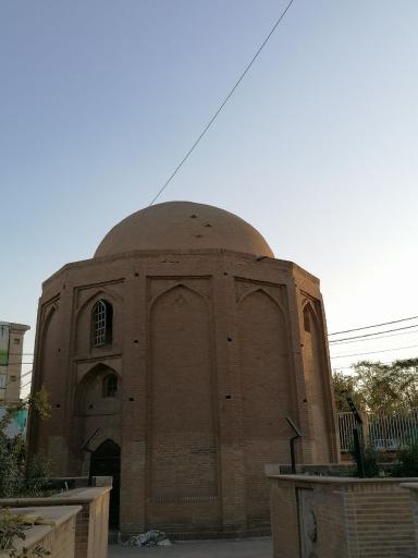 عکس باغ تاریخی گنبد سبز