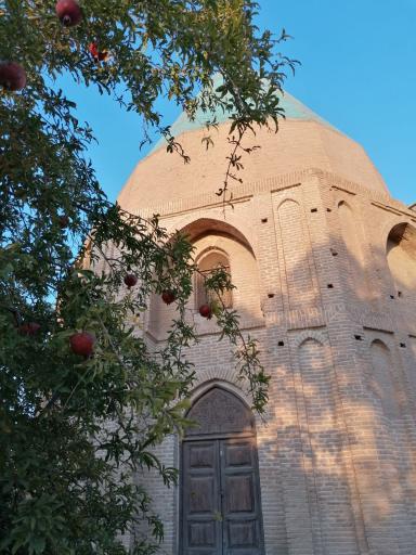 عکس باغ تاریخی گنبد سبز