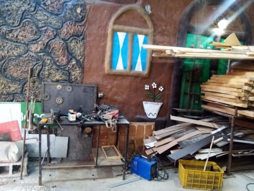 عکس صنایع چوب و فلز راد 