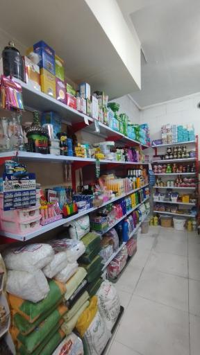 عکس مینی مارکت آریا 