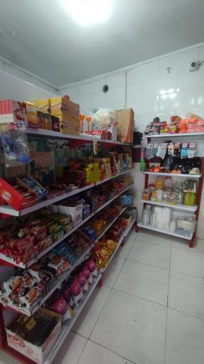 عکس مینی مارکت آریا 