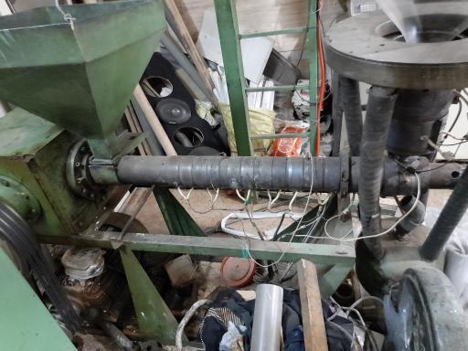 عکس کارگاه پلاستیک سازی سادات