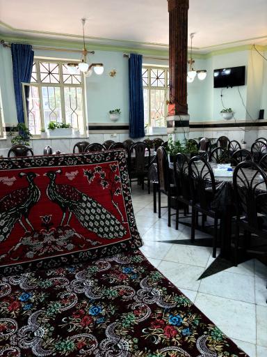 عکس رستوران عمارت خورشید