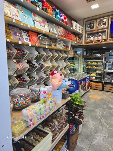 عکس خانه کیک شیرین