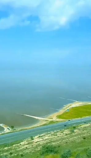 عکس دریاچه نمک مهارلو