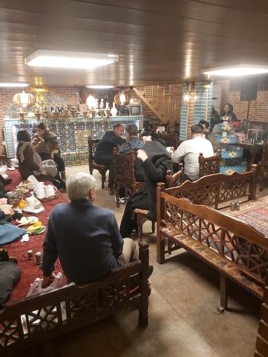 عکس رستوران پائیز
