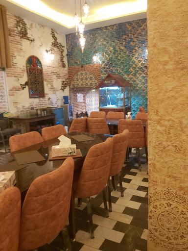 عکس رستوران پائیز