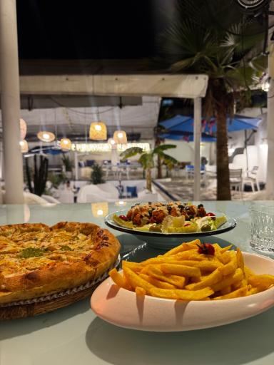 عکس کافه رستوران پالونیا