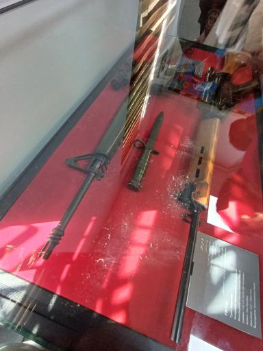 عکس موزه سلاح های دربار