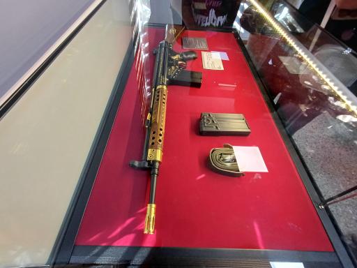 عکس موزه سلاح های دربار