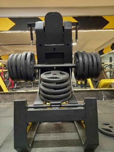 عکس باشگاه بدنسازی آی فیت