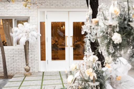 عکس عمارت عقد اشهن