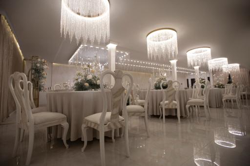 عکس عمارت عقد اشهن