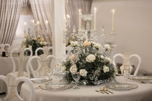 عکس عمارت عقد اشهن