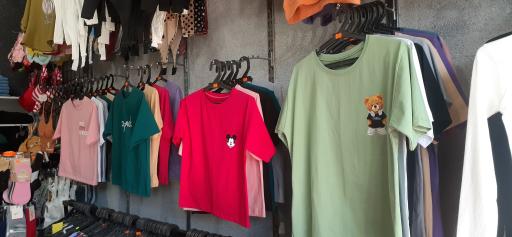 عکس فروشگاه پوشاک زنانه و بچگانه آساک