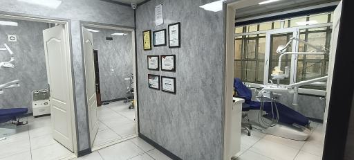 کلینیک دندانپزشکی گندم