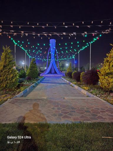 عکس یادمان شهدای گمنام