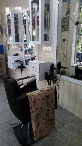 عکس آرایشگاه مردانه علی