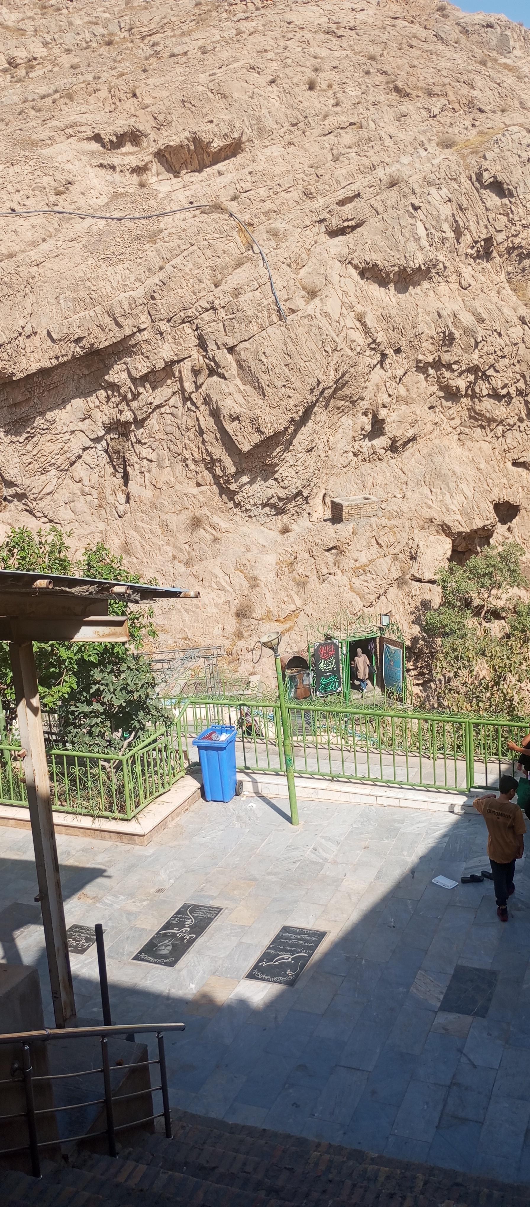 عکس بقعه بی بی شهر بانو