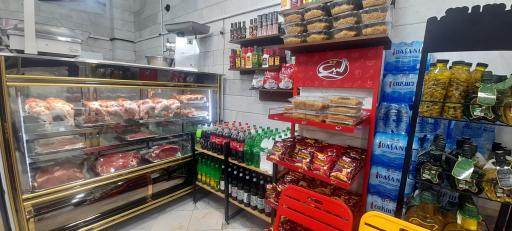 عکس فروشگاه مرغ و گوشت نمونه