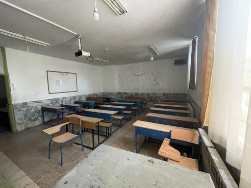 عکس دبیرستان دخترانه آهنچی