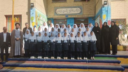 عکس دبستان دخترانه شاهد طالقانی