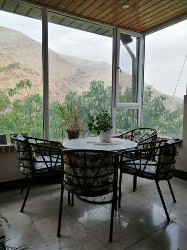 عکس کافه رستوران دیوژن