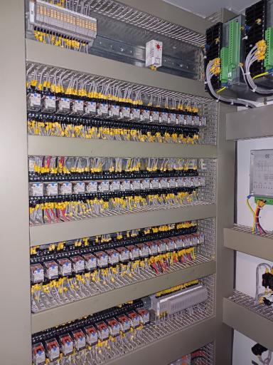 عکس شرکت مهندسی کیان تابلو 