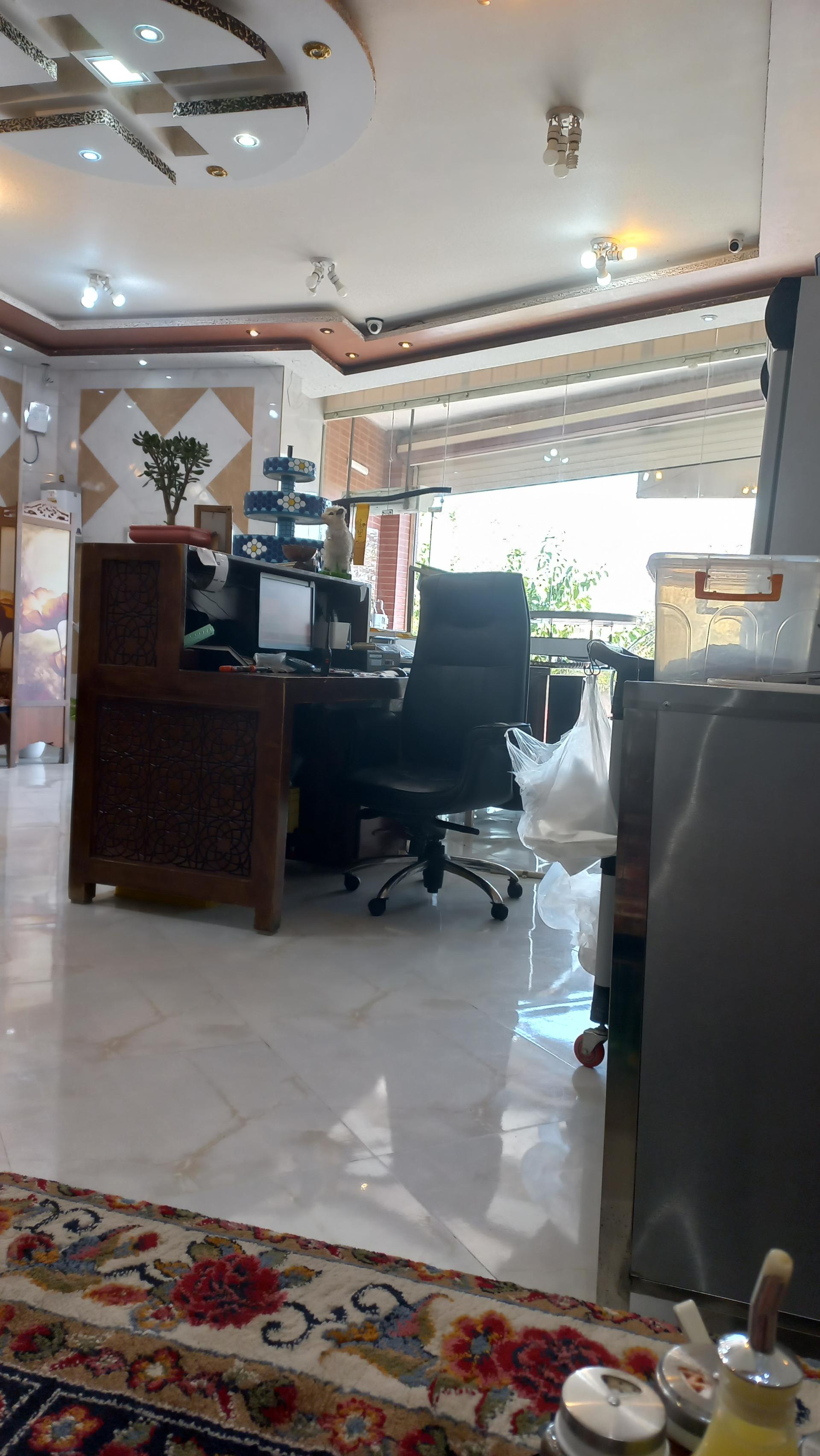 عکس کافه کله علی خان