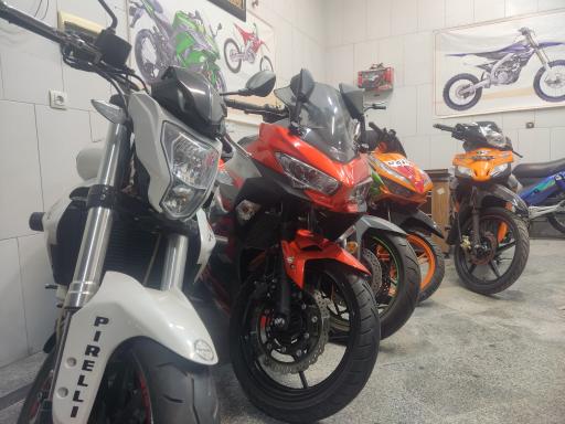 عکس موتور سیکلت فراز