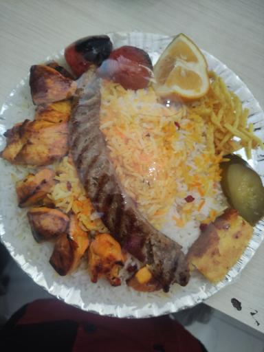 عکس غذای بیرون بر  برج