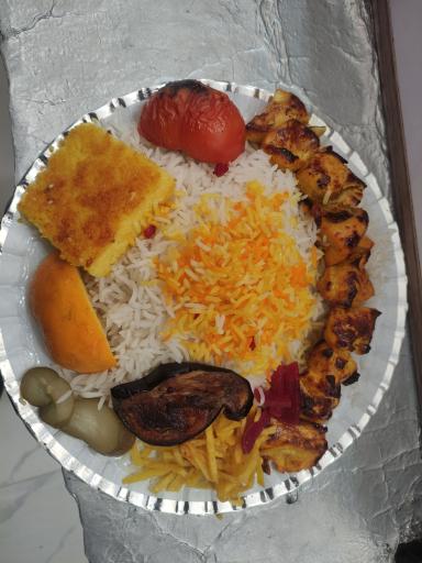 عکس غذای بیرون بر  برج