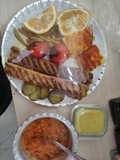 عکس غذای بیرون بر  برج