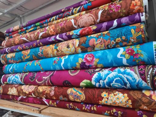 عکس حلاجی و پارچه فروشی میرحسین میرمحمدی