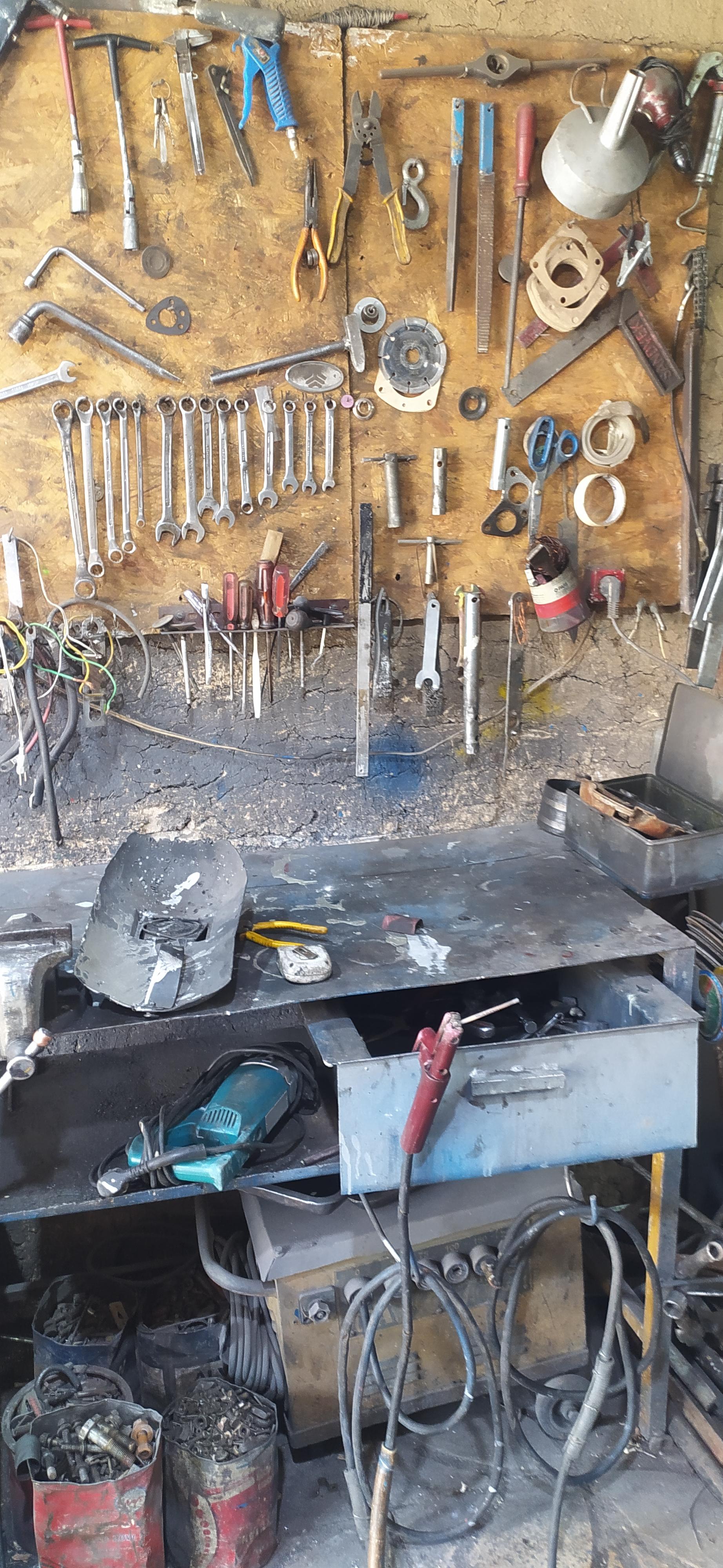 عکس خدمات جوشکاری مصطفی