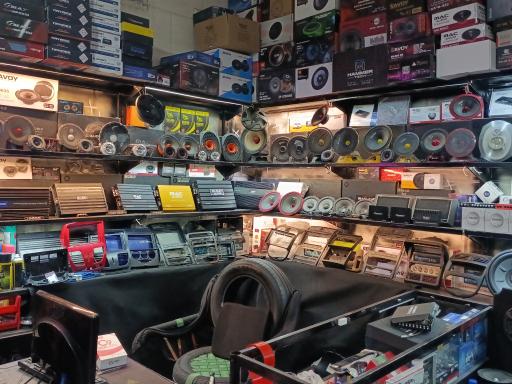 عکس سیستم صوت و تصویر خودرو Tokyo System