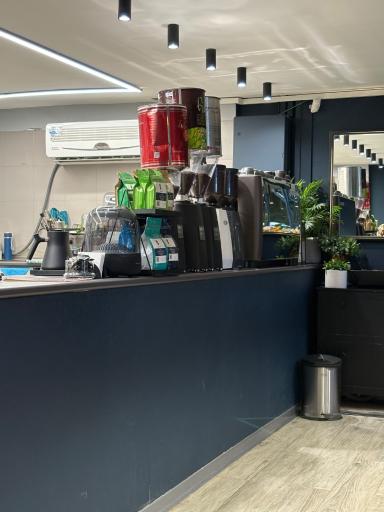 عکس کافه قهوه باز